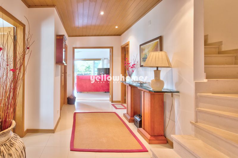 Rare Opportunity: Beach fronted villa near Olhos de Agua / Albufeira